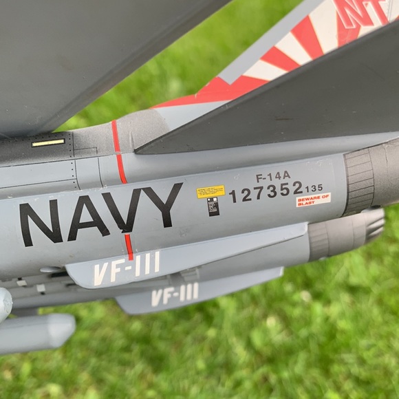 VF-111 gray jet An Hooch Roberts cool metal model - Picture 14 of 16